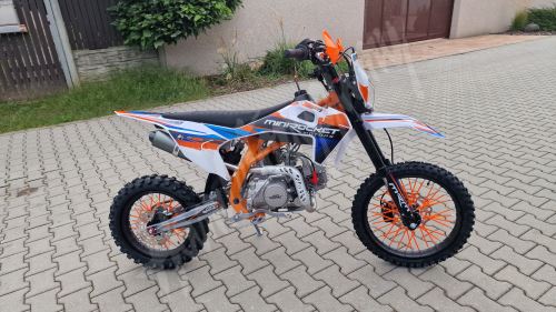 Pitbike MiniRocket DT125 17/14 světlo, el startér, řazení se spojkou, sedlo 86cm oranžový (7)