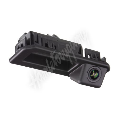 c-AU06AHD Kamera AHD/CVBS do vozu AUDI /Škoda v madle kufru_(1)