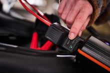 OJSTI030 OSRAM Startovací zdroj BATTERYjumpstart 1250A s kompresorem 12000mAh / 300A / 125 (2827421)