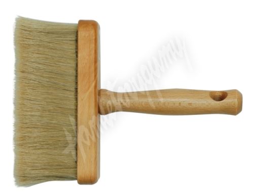 15621