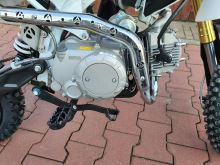 Pitbike MiniRocket CRF50 125ccm 14/12 Monster Edition, řazení se spojkou, sedlo 76cm (7)