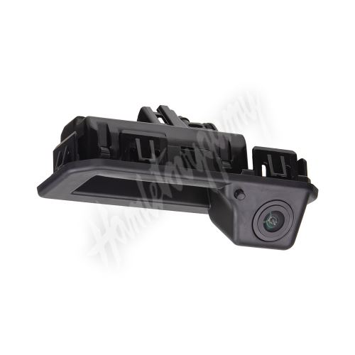 c-AU06 Kamera PAL/NTSC do vozu AUDI /Škoda v madle kufru_(1)